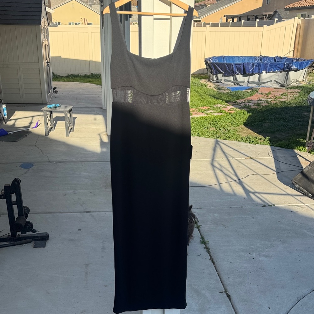 Lulu's Elegant Black Maxi Dress